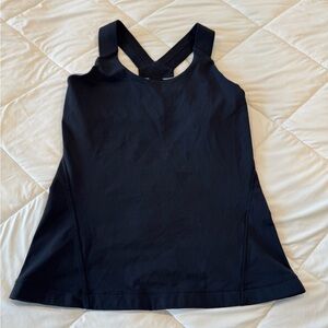 Women’s Crane and Lion tank size 4